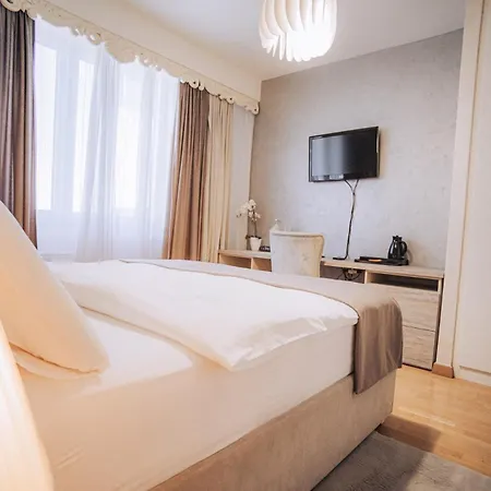 Na Vodi - Bw Vista Luxury شقة بلغراد