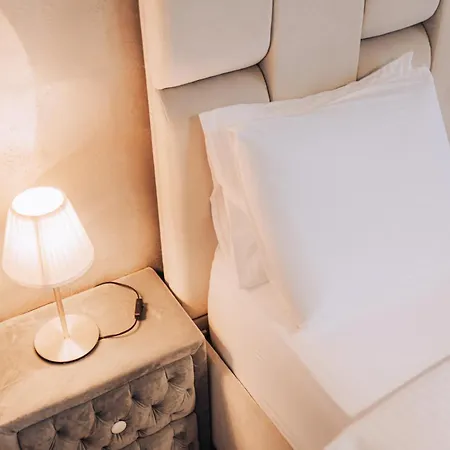 Na Vodi - Bw Vista Luxury شقة بلغراد